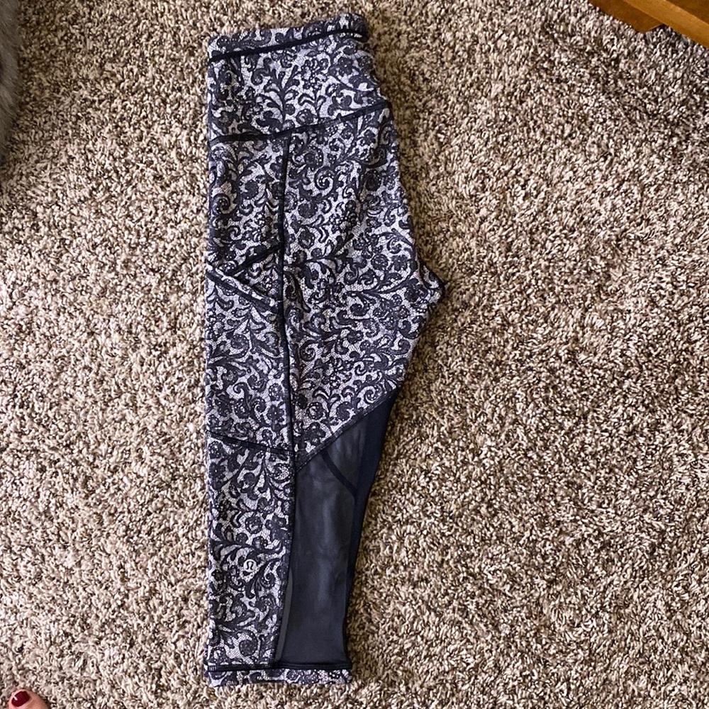 Lululemon athletic bottoms